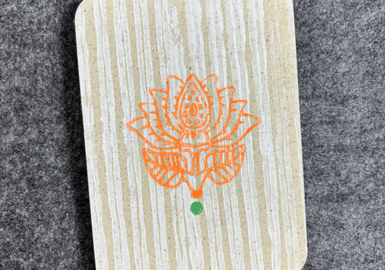 Graspapier-Postkarte Blockprint Blume