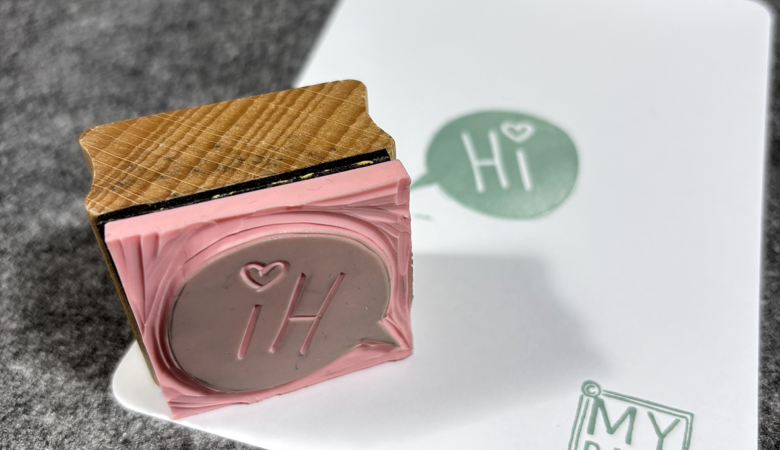 Handgemachter Stempel "Hi"