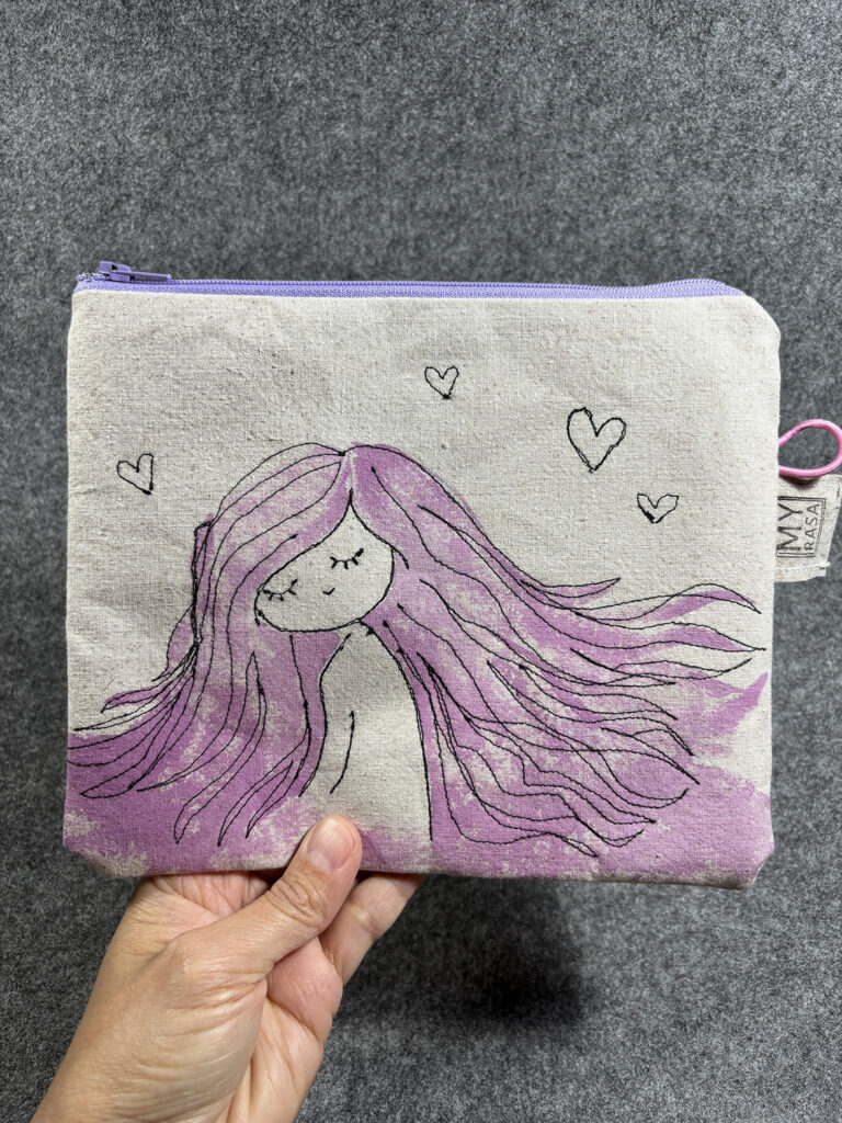 Pouch Mädchen lila Einzelstück